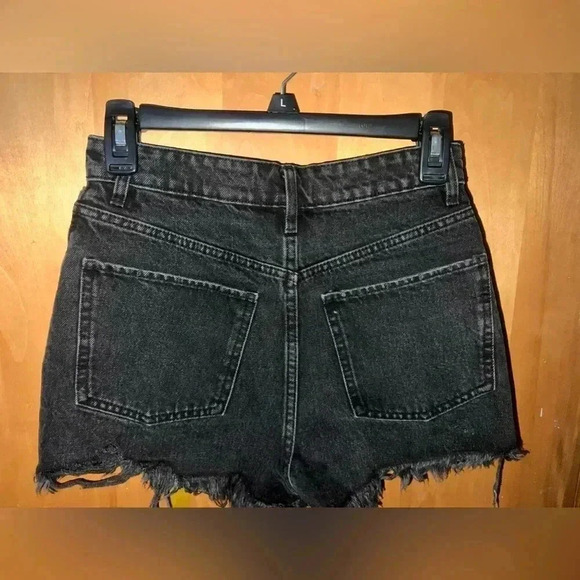 Zara Jean Shorts - Picture 2 of 4